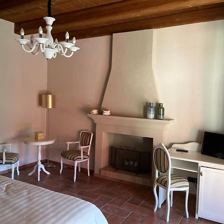 Agriturismo Il Torriglione Ла Морра Экстерьер фото